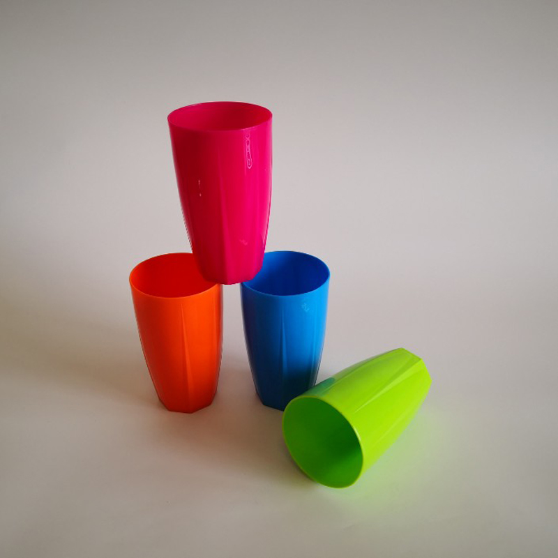 Cup